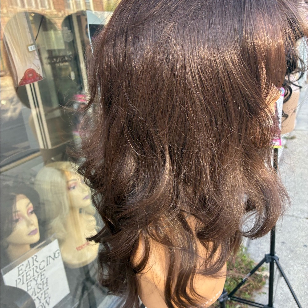 Dropped prices for two days u til Wednesday Last one Elegant Brown Wavy Hair Wig